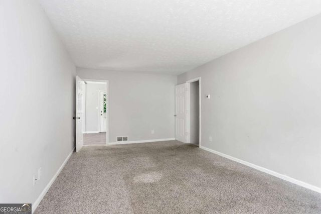 3848 Valley Brook Road, Snellville, GA 30039