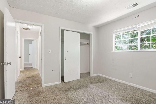 3848 Valley Brook Road, Snellville, GA 30039