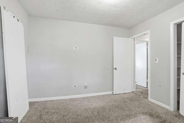 3848 Valley Brook Road, Snellville, GA 30039