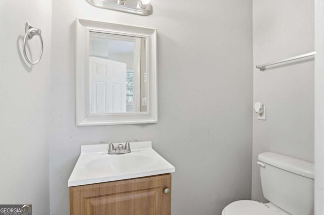 3848 Valley Brook Road, Snellville, GA 30039