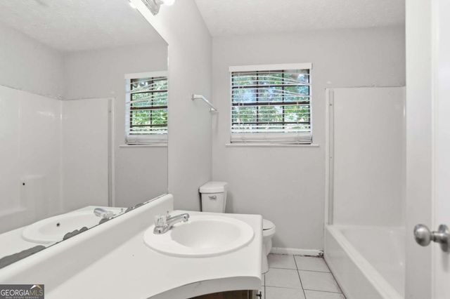 3848 Valley Brook Road, Snellville, GA 30039