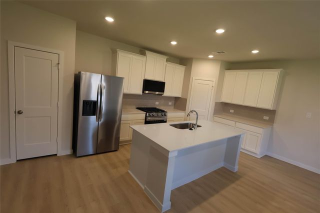 7739 Bergamot Circle, Magnolia, TX 77354