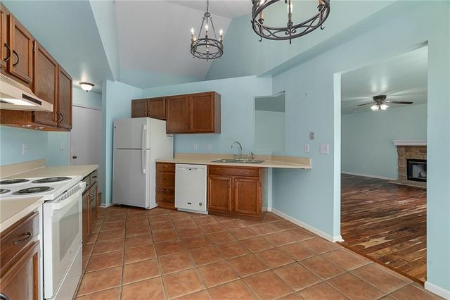 133 Tumbleweed Drive, Lawrence, KS 66049