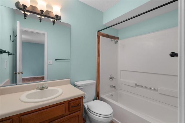 133 Tumbleweed Drive, Lawrence, KS 66049