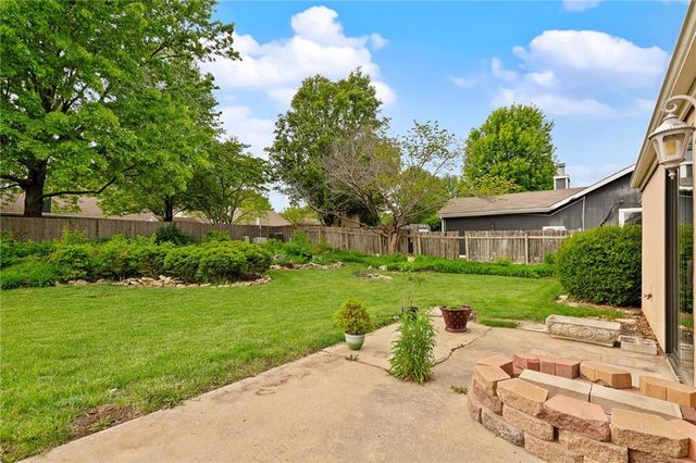 133 Tumbleweed Drive, Lawrence, KS 66049