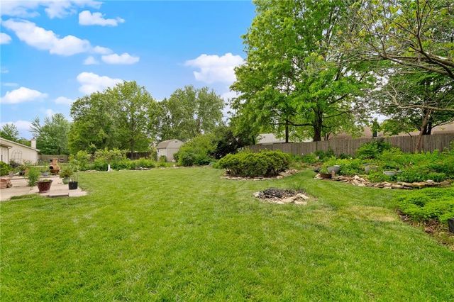 133 Tumbleweed Drive, Lawrence, KS 66049