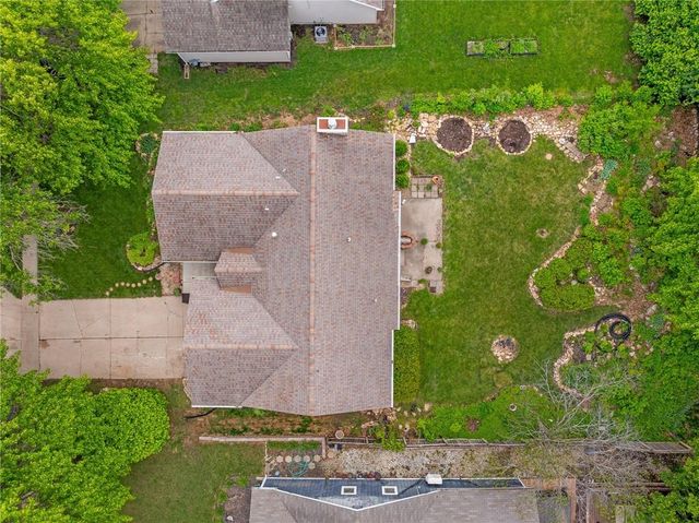 133 Tumbleweed Drive, Lawrence, KS 66049