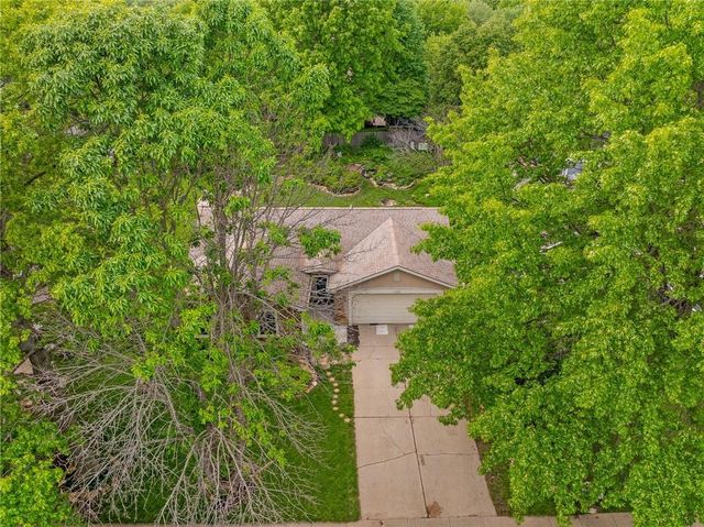 133 Tumbleweed Drive, Lawrence, KS 66049