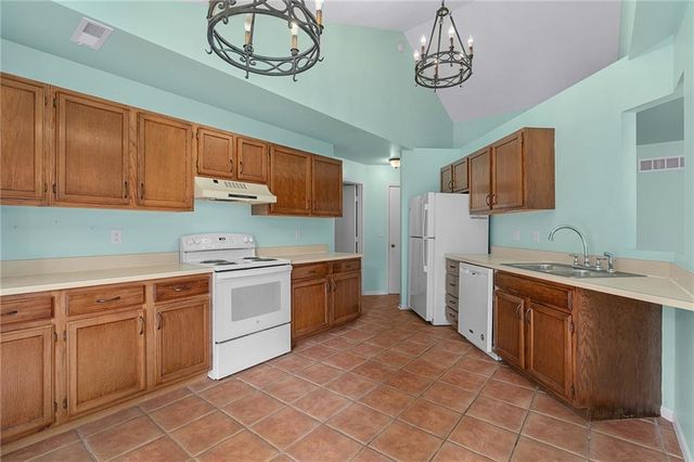 133 Tumbleweed Drive, Lawrence, KS 66049