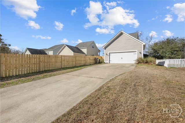 95 Shearwater Lane, Richmond Hill, GA 31324