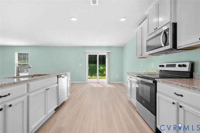 7911 Honeybee Ct, Prince George, VA 23860