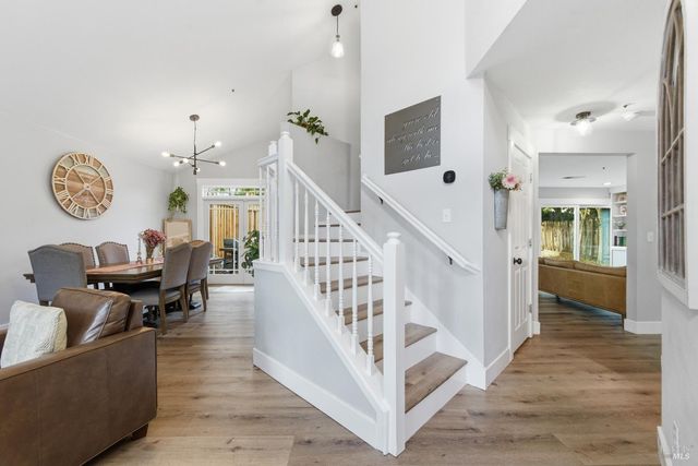 28 Winestone Ct, Napa, CA 94558