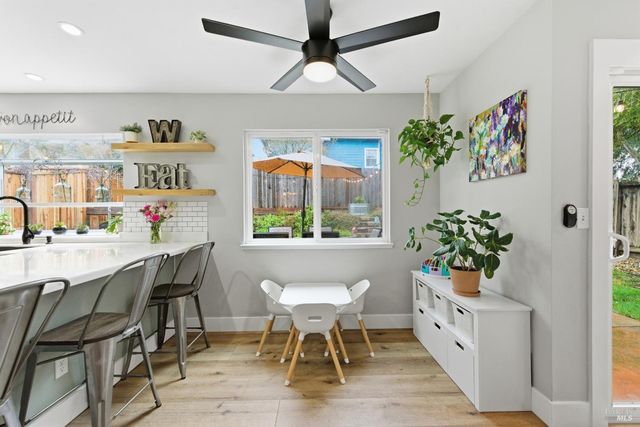 28 Winestone Ct, Napa, CA 94558