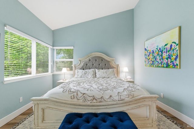 28 Winestone Ct, Napa, CA 94558