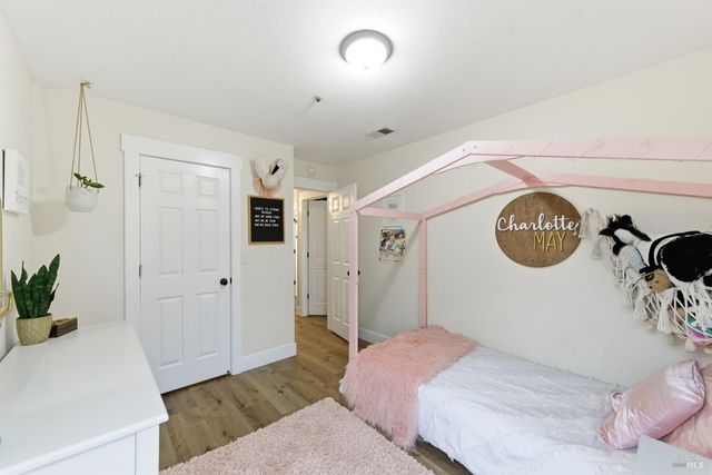 28 Winestone Ct, Napa, CA 94558