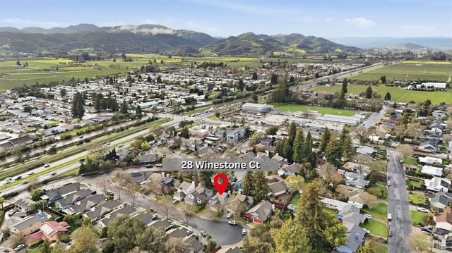 28 Winestone Ct, Napa, CA 94558