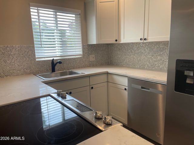 6240 N 16th Street 31, Phoenix, AZ 85016