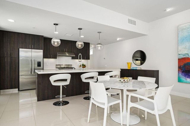 743 E Twin Palms Drive, Palm Springs, CA 92264