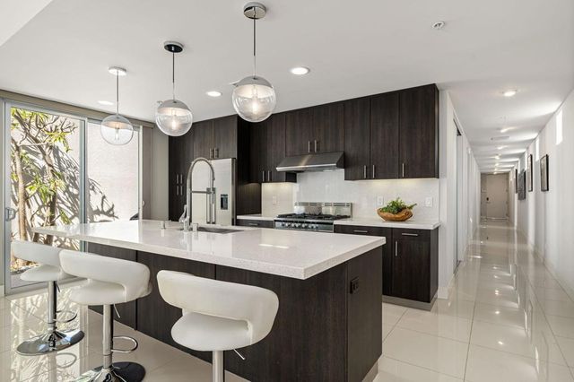 743 E Twin Palms Drive, Palm Springs, CA 92264