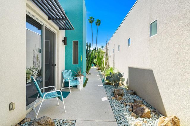743 E Twin Palms Drive, Palm Springs, CA 92264