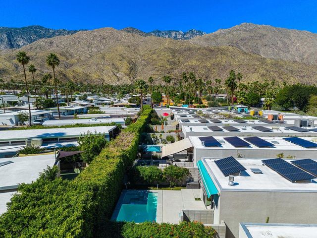 743 E Twin Palms Drive, Palm Springs, CA 92264