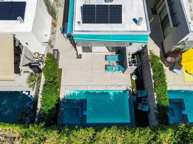 743 E Twin Palms Drive, Palm Springs, CA 92264