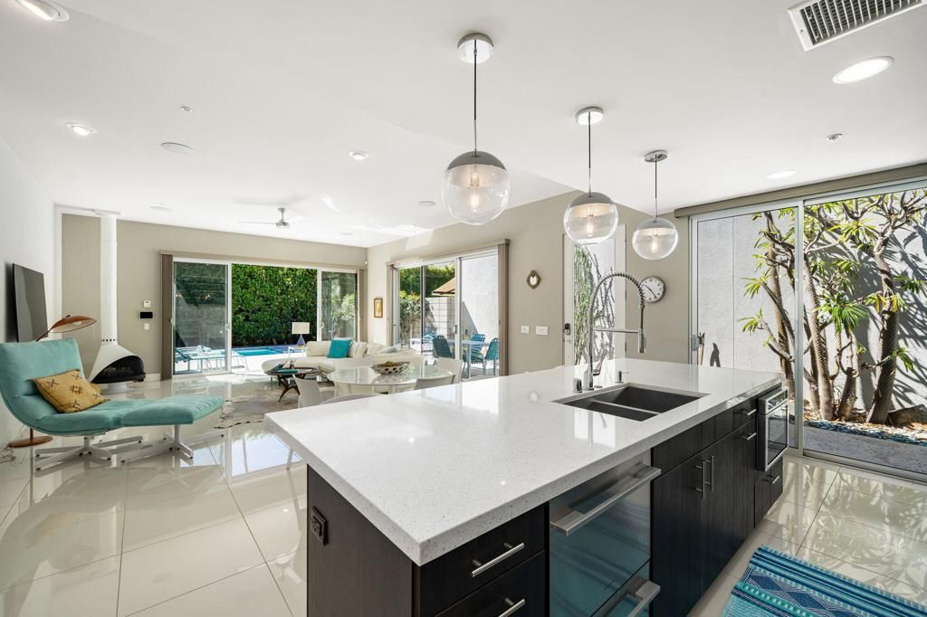 743 E Twin Palms Drive, Palm Springs, CA 92264