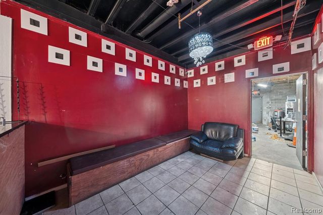 9819 Conant Street, Hamtramck, MI 48212