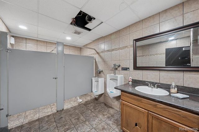 9819 Conant Street, Hamtramck, MI 48212