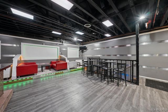 9819 Conant Street, Hamtramck, MI 48212