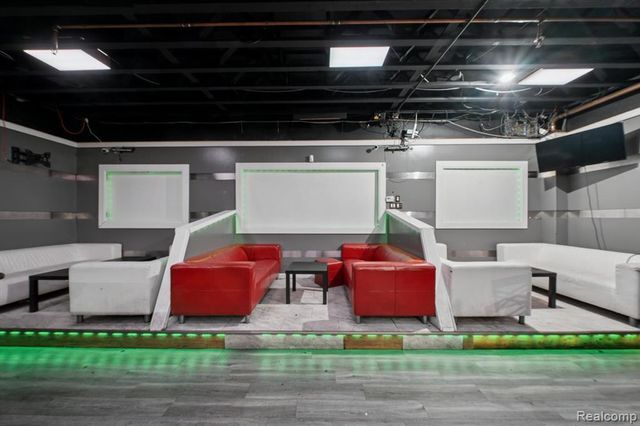 9819 Conant Street, Hamtramck, MI 48212