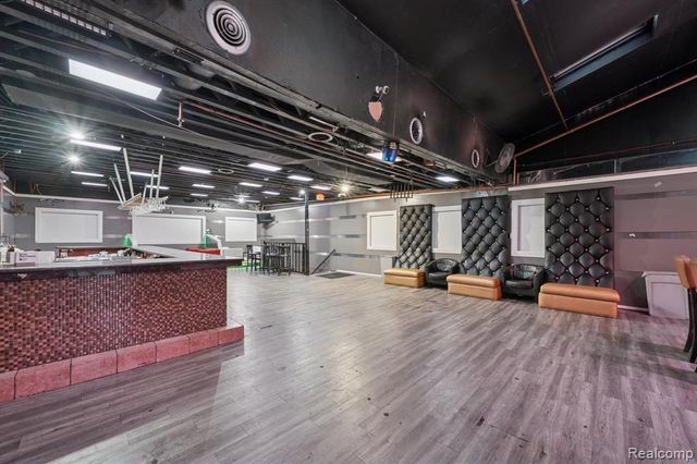 9819 Conant Street, Hamtramck, MI 48212