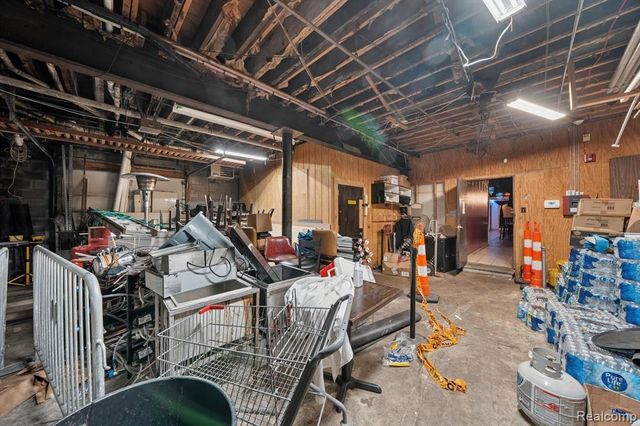 9819 Conant Street, Hamtramck, MI 48212