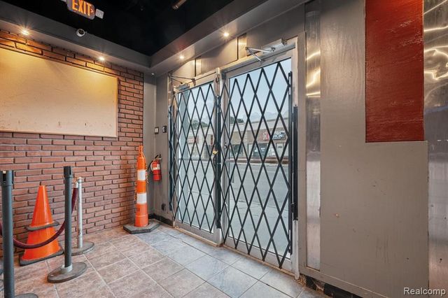 9819 Conant Street, Hamtramck, MI 48212