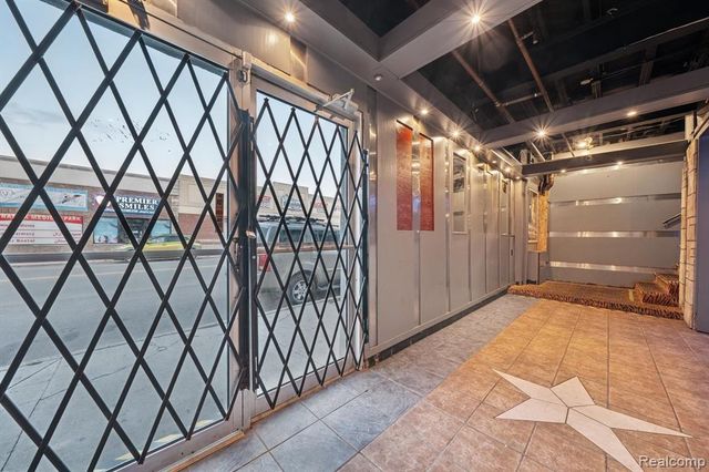 9819 Conant Street, Hamtramck, MI 48212