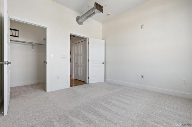 10111 Inverness Main Street 326, Englewood, CO 80112