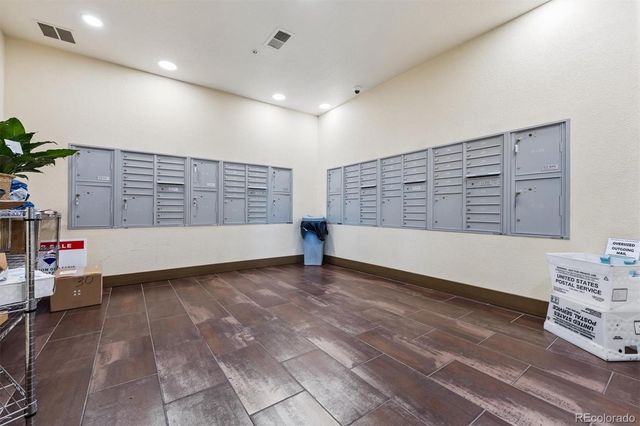 10111 Inverness Main Street 326, Englewood, CO 80112
