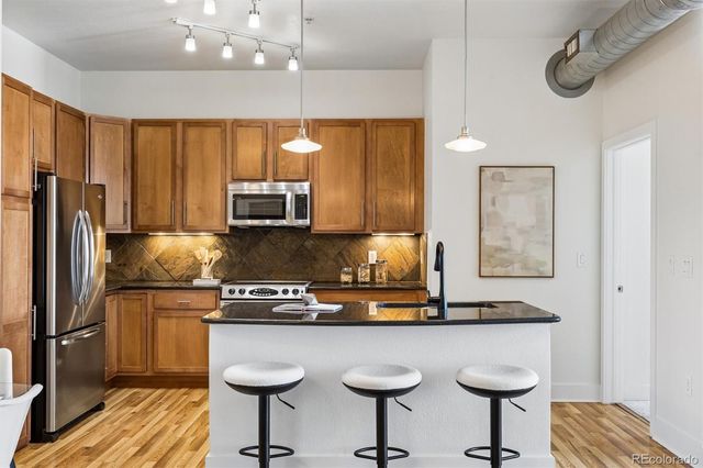 10111 Inverness Main Street 326, Englewood, CO 80112