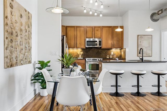 10111 Inverness Main Street 326, Englewood, CO 80112