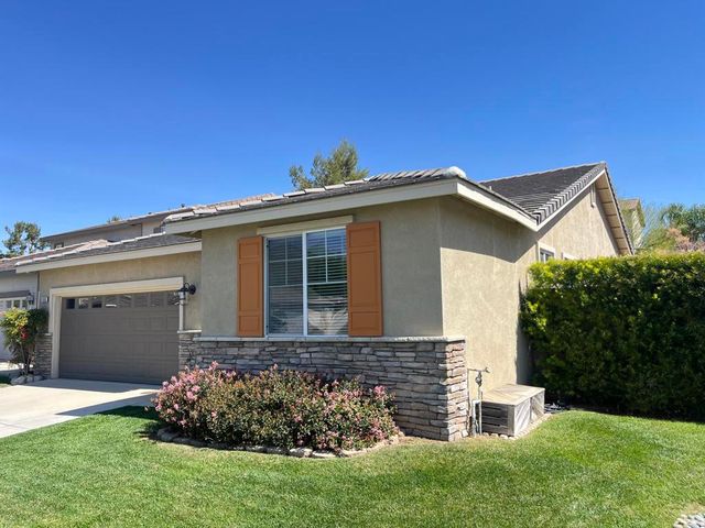 11669 Minckler Circle, Yucaipa, CA 92399