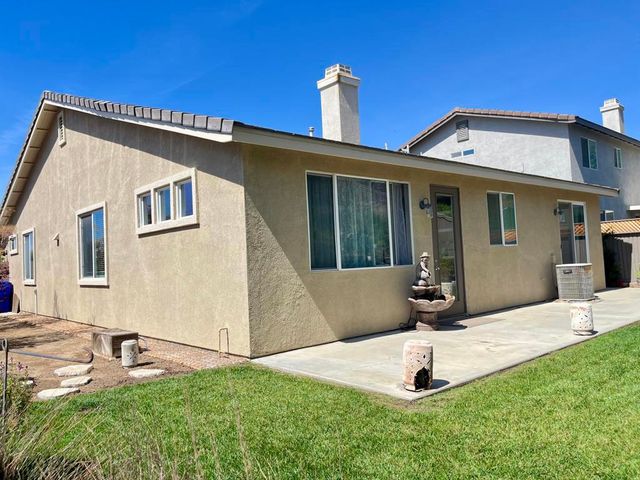 11669 Minckler Circle, Yucaipa, CA 92399
