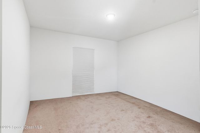 190 Silver Frost Street SE, Palm Bay, FL 32909