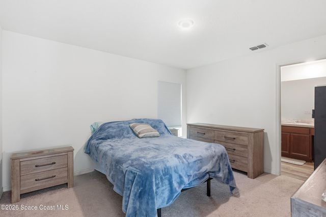 190 Silver Frost Street SE, Palm Bay, FL 32909