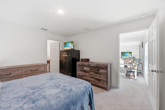 190 Silver Frost Street SE, Palm Bay, FL 32909