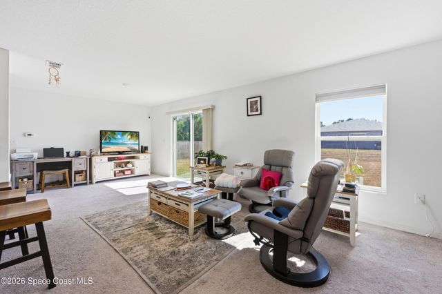 190 Silver Frost Street SE, Palm Bay, FL 32909