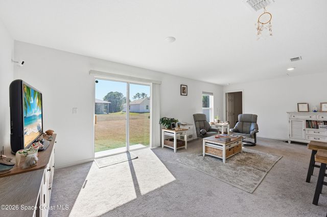 190 Silver Frost Street SE, Palm Bay, FL 32909