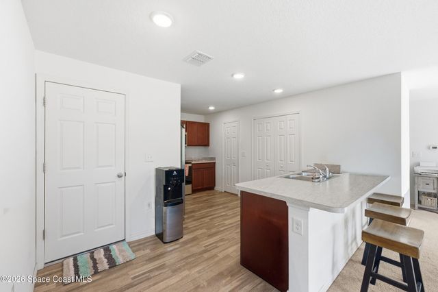 190 Silver Frost Street SE, Palm Bay, FL 32909