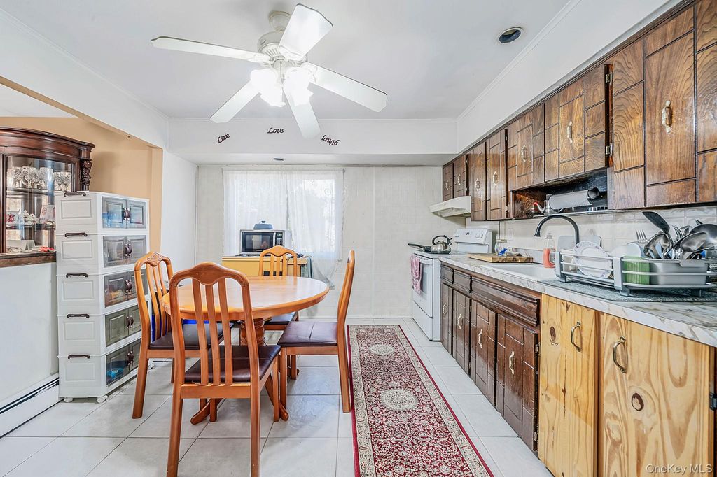 201 Overton Street, Deer Park, NY 11729 — photo 5