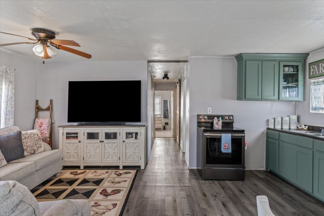 1358 RS County Road 1310, Point, TX 75472