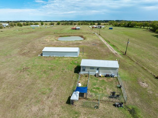 1358 RS County Road 1310, Point, TX 75472